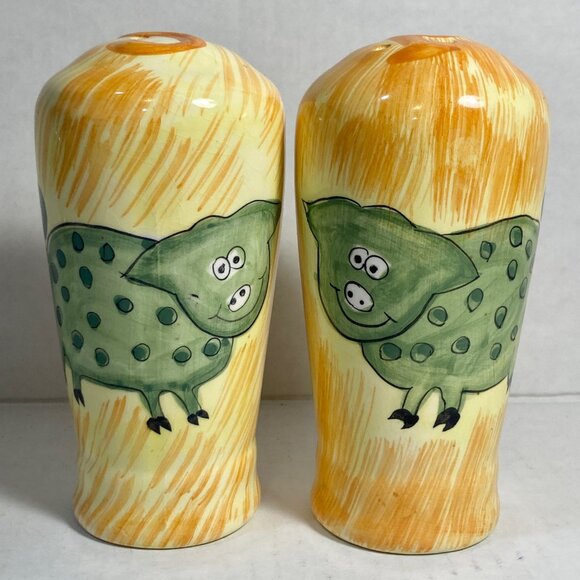 Vintage Pig Pigs Salt & Pepper Shaker Ceramic Country Cottage Core Yellow Green - Picture 7 of 12